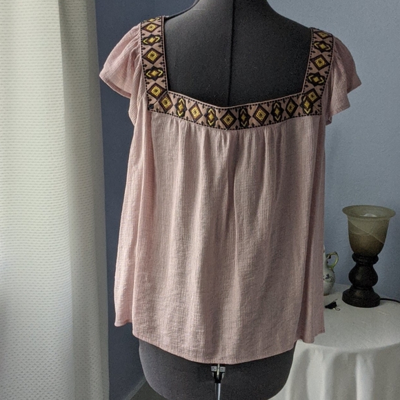 4 for $20🌷Clearance! Xhilaration Top - Picture 2 of 7